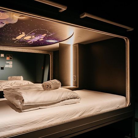 Capsule Hotel - Lucerne Old Town 외부 사진