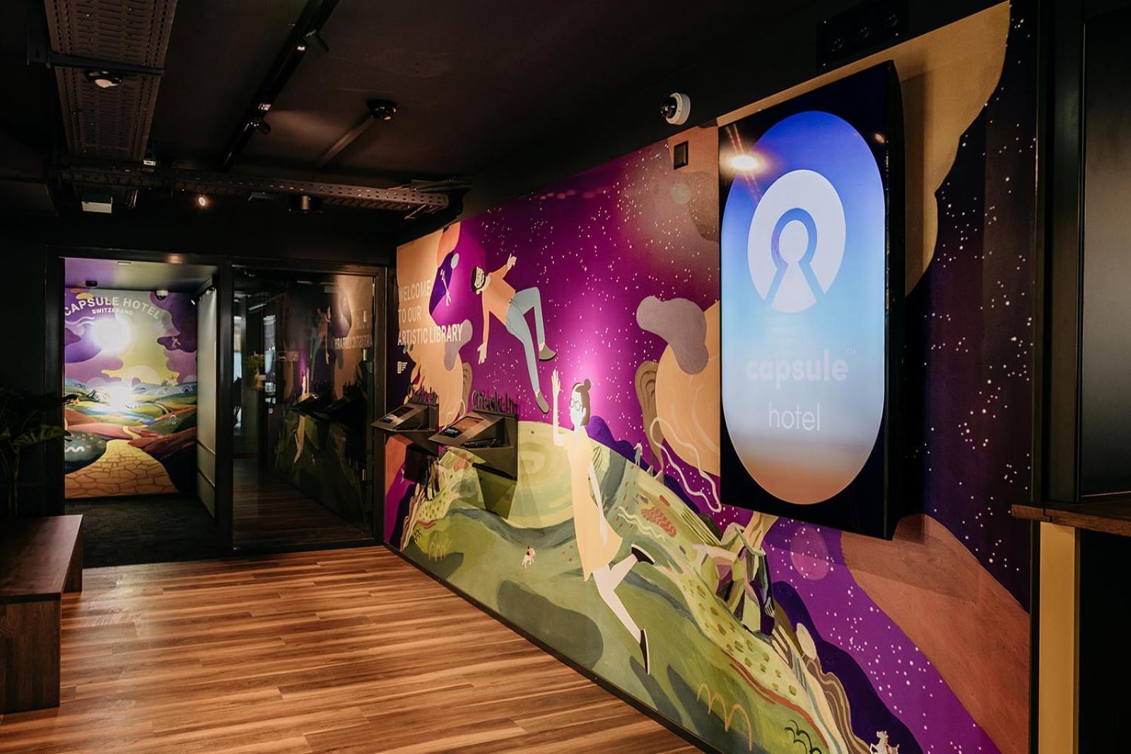 Capsule Hotel - Lucerne Old Town 외부 사진